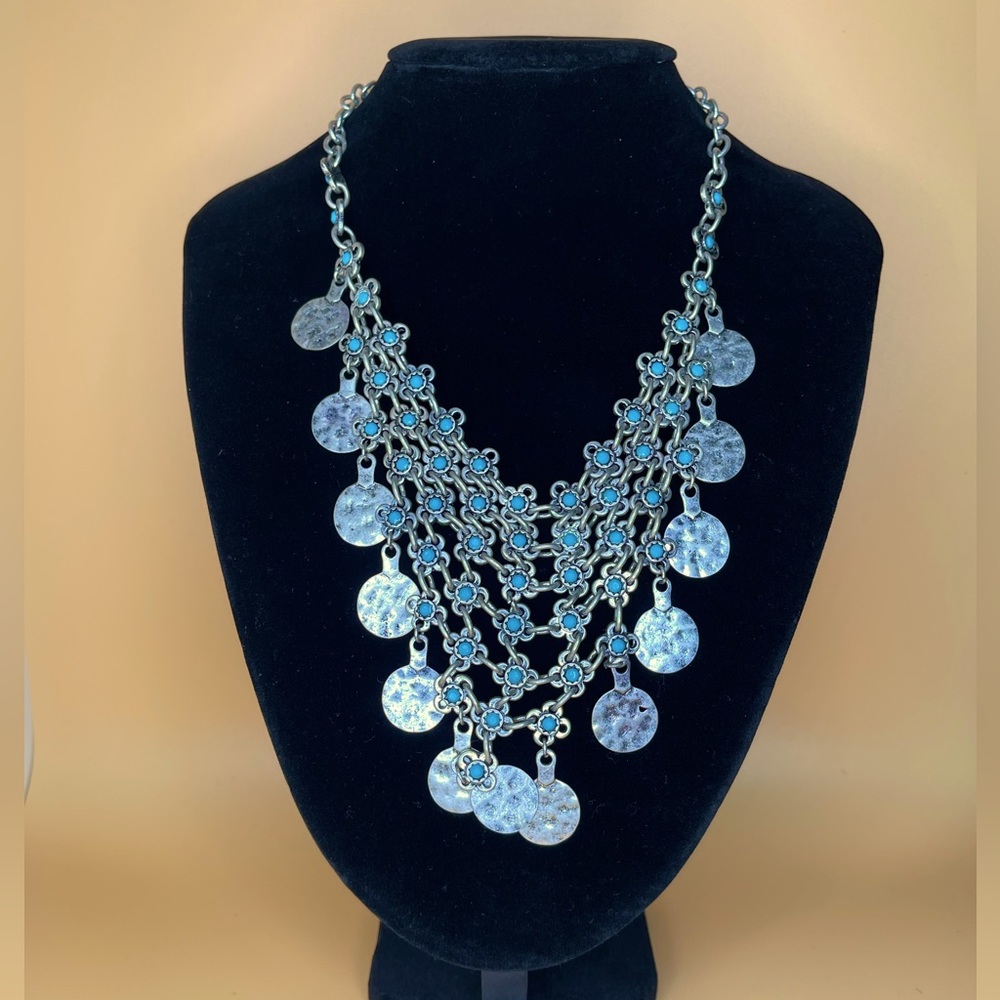 Necklace and earrings set
